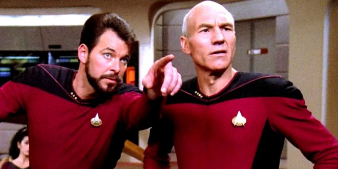 Patrick Stewart Reminds Fans He Directed Star Trek: TNG & Thanks Jonathan Frakes